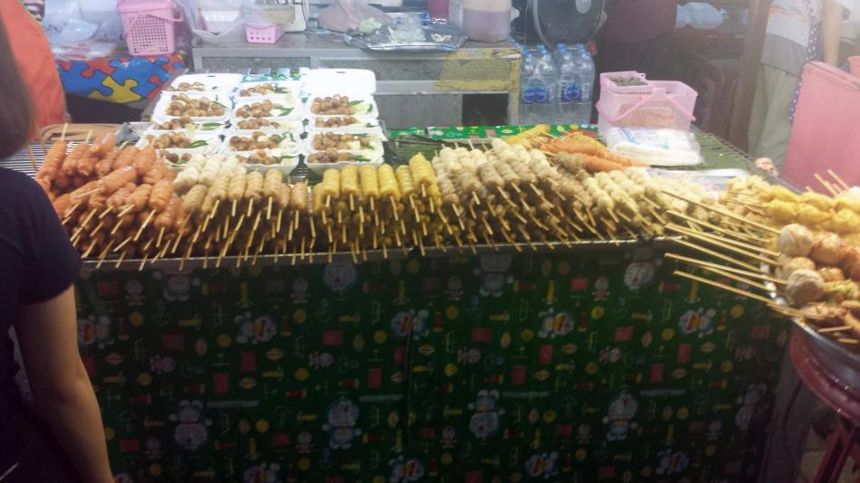 ночной рынок Naka Market